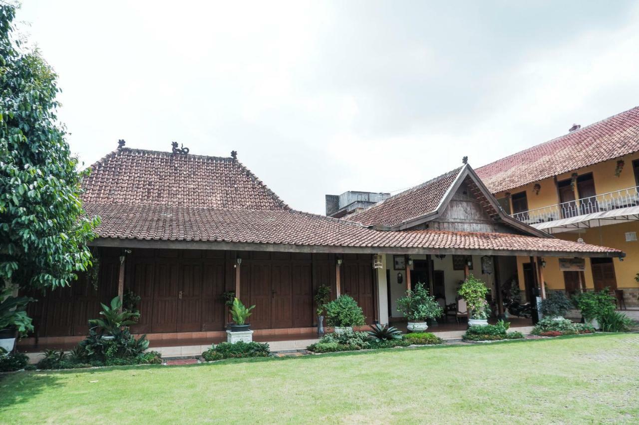 Oyo 405 Wisma Yosoputro Tanjungtirto Exterior foto